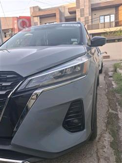 نيسان كيكس
